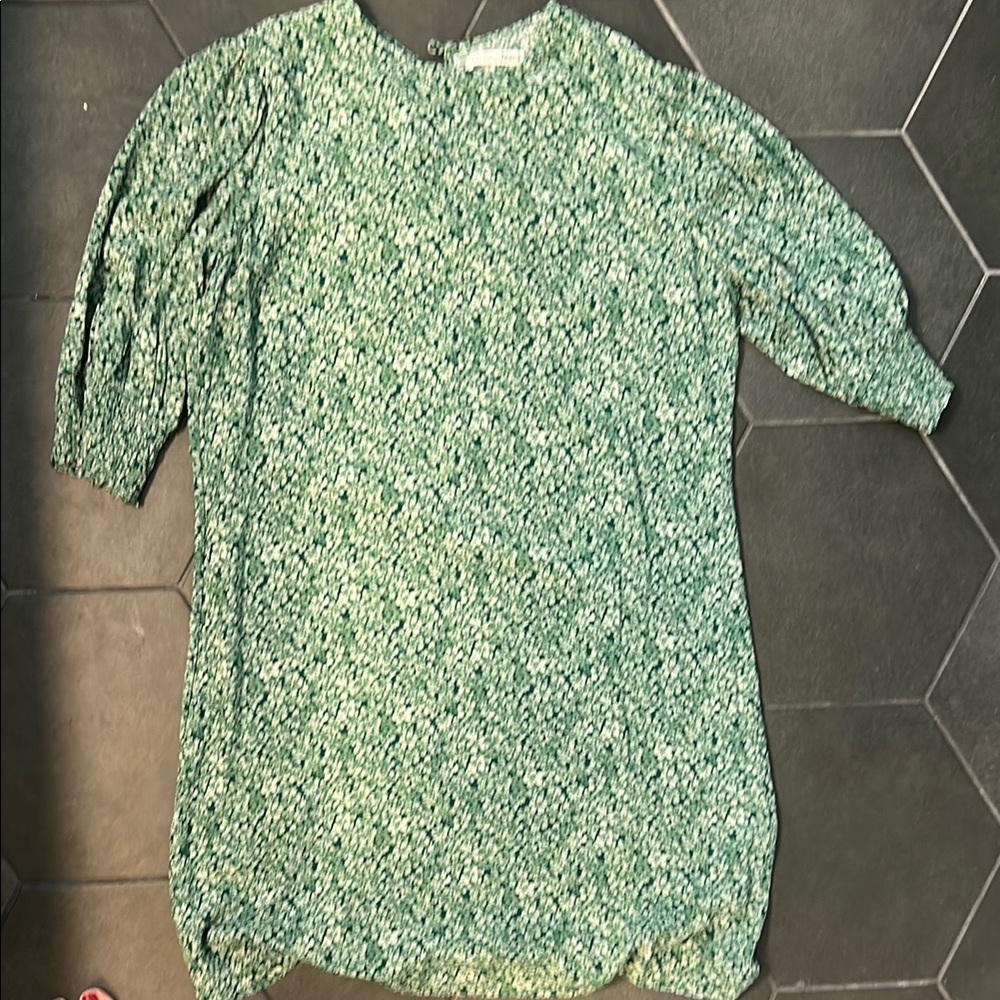 Green Puff Sleeve Ribbed Blouse